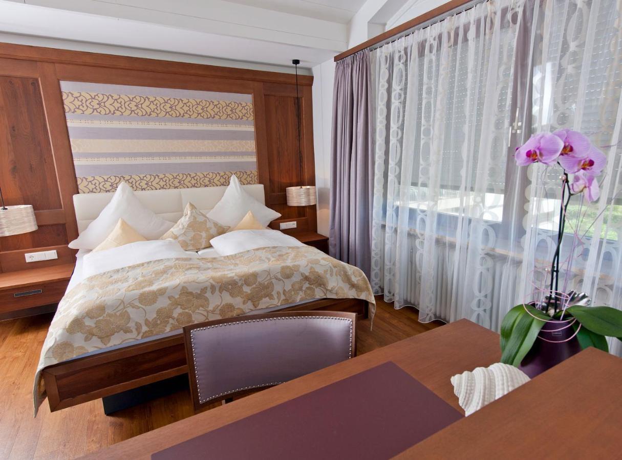 Hotel Heinzler Am See Именстад ам Бодензе Екстериор снимка