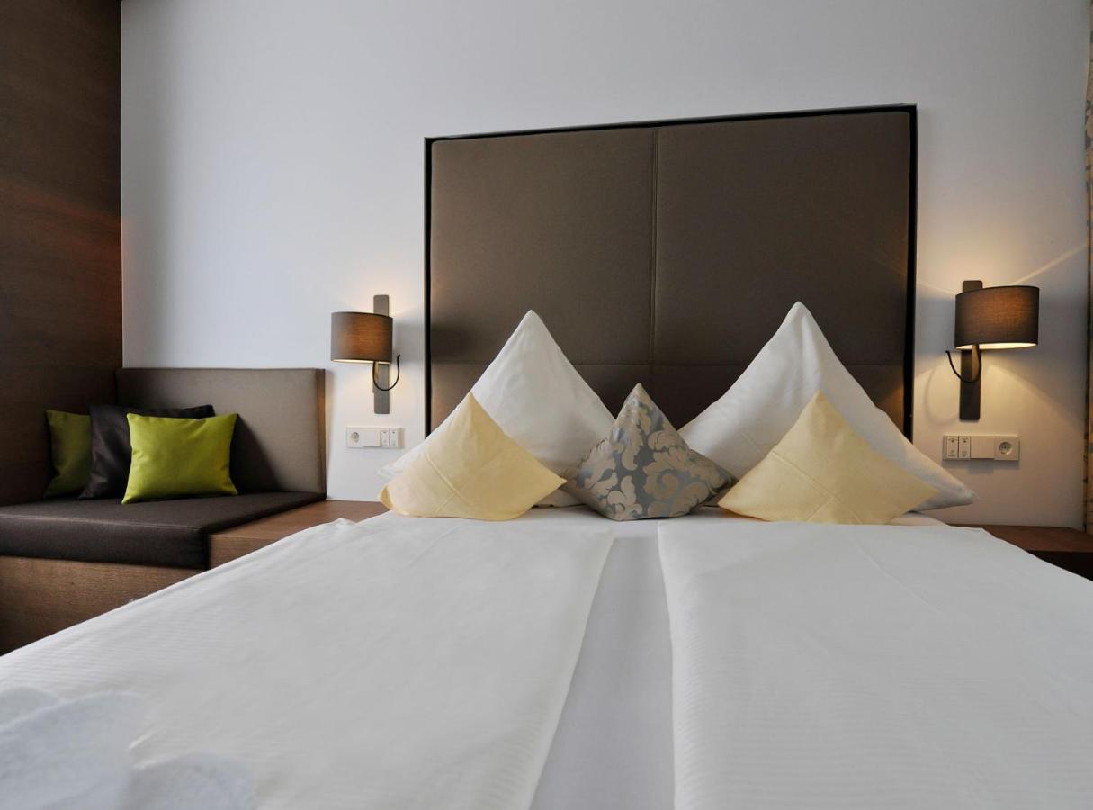 Hotel Heinzler Am See Именстад ам Бодензе Екстериор снимка