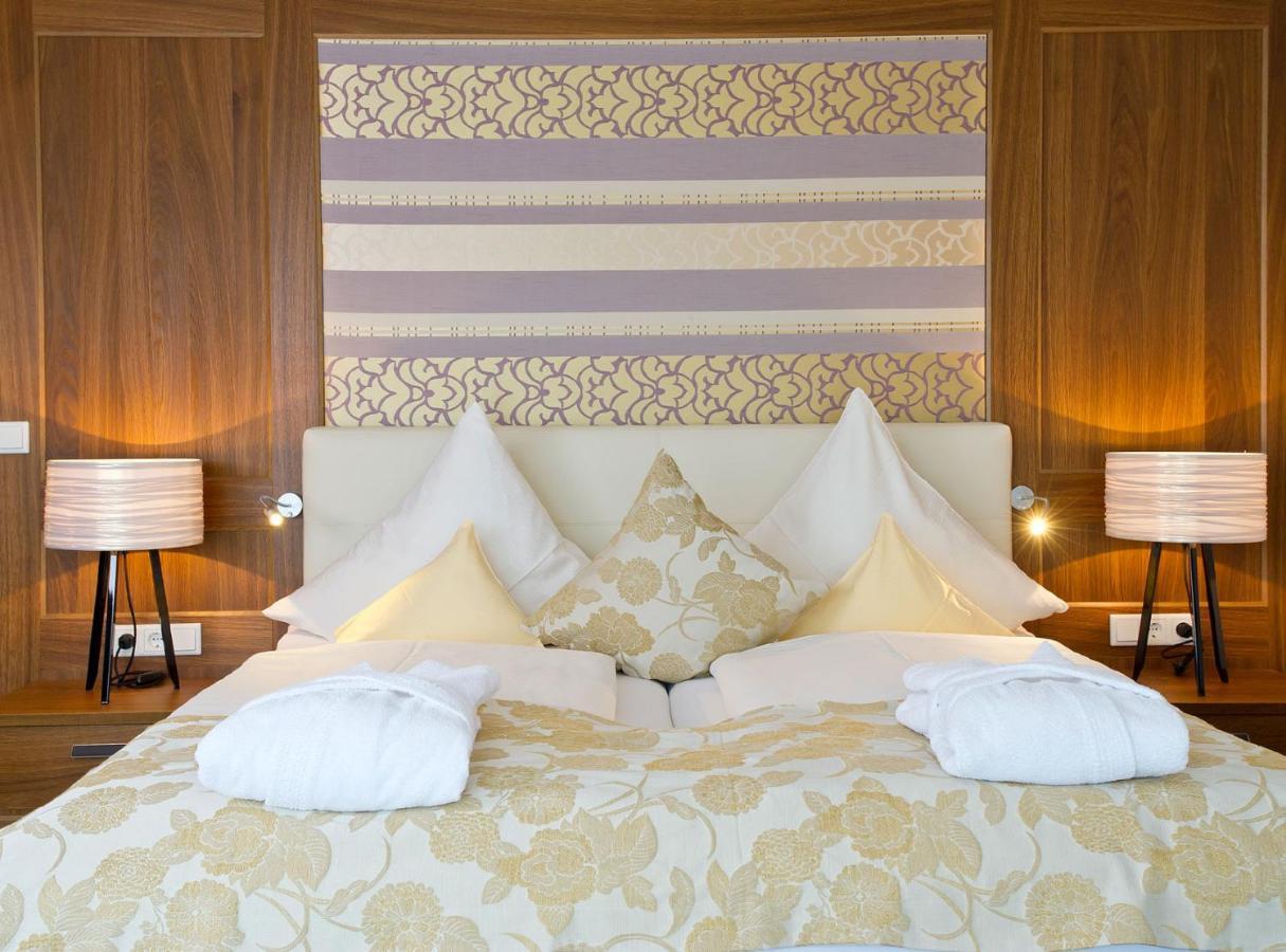 Hotel Heinzler Am See Именстад ам Бодензе Екстериор снимка