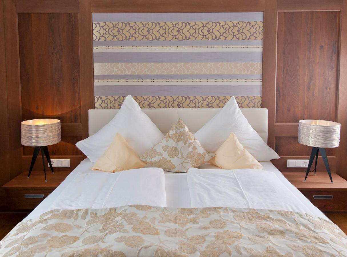 Hotel Heinzler Am See Именстад ам Бодензе Екстериор снимка