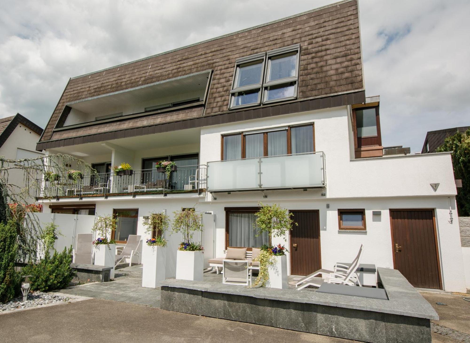 Hotel Heinzler Am See Именстад ам Бодензе Екстериор снимка